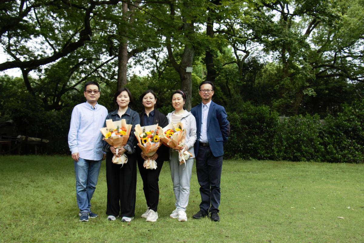 不负春光亿万28科技周年日团建活动 - 亿万28