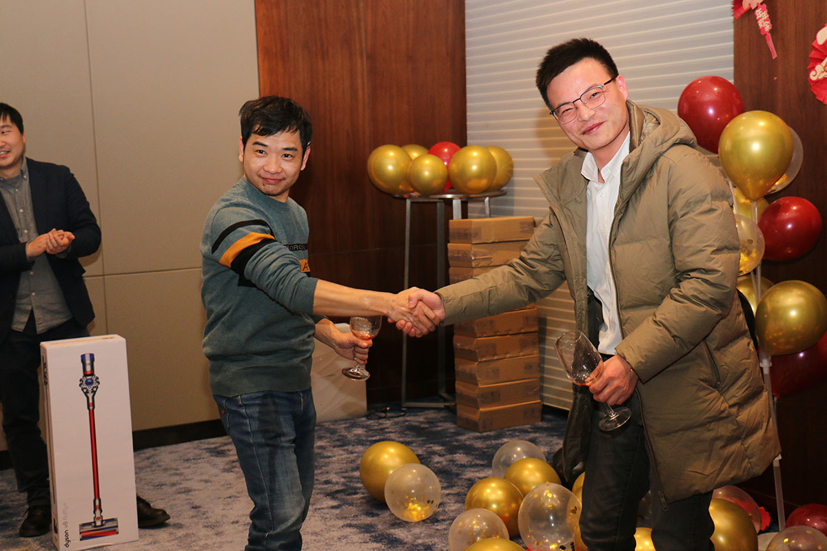 凝心聚力，，，，砥砺前行——2022年亿万28科技迎春晚会 - 亿万28